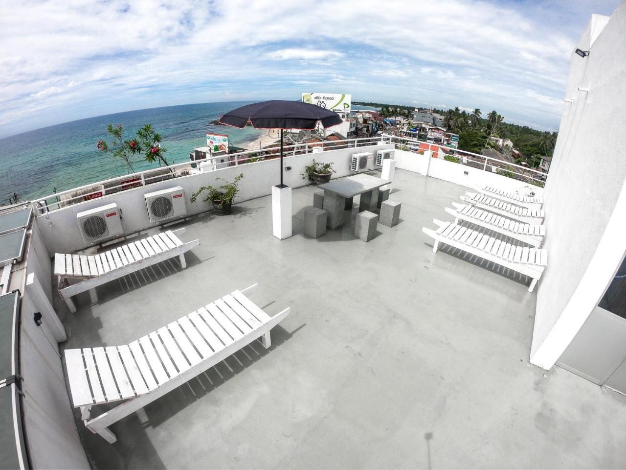 Rominrich Hotel Hikkaduwa Exterior foto